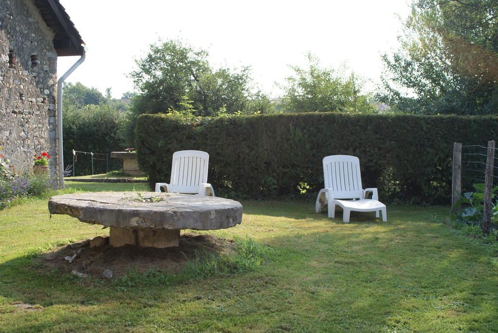 Le Moulin De Champagne Bed & Breakfast Viriat Exterior foto