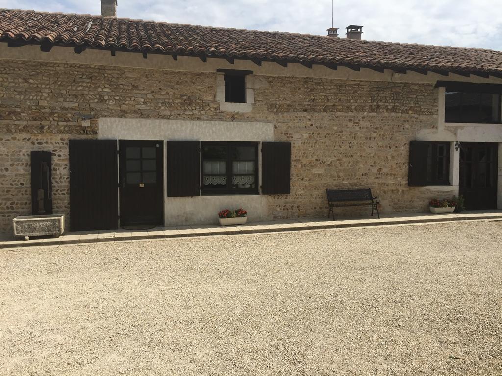 Le Moulin De Champagne Bed & Breakfast Viriat Exterior foto